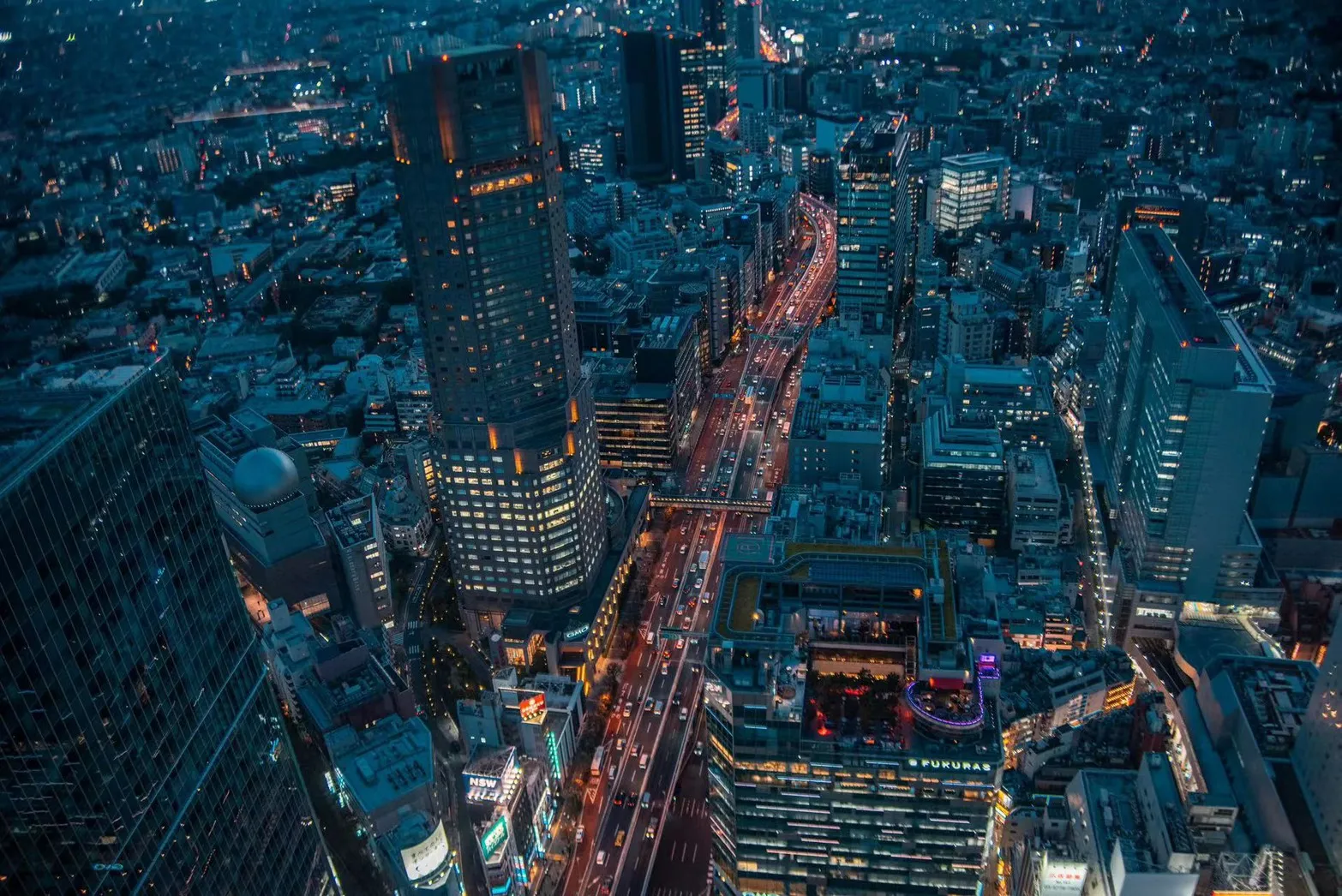 東京の夜景（空撮）
